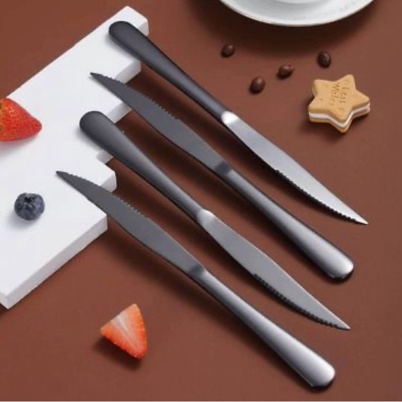 Sleek Black Steak Knives Set - Picture 4 of 8